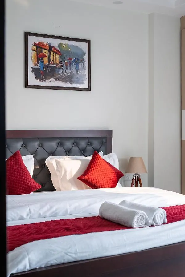 The Lodgers 1 Bhk Serviced Apartment Golf Course Road Gurgaon