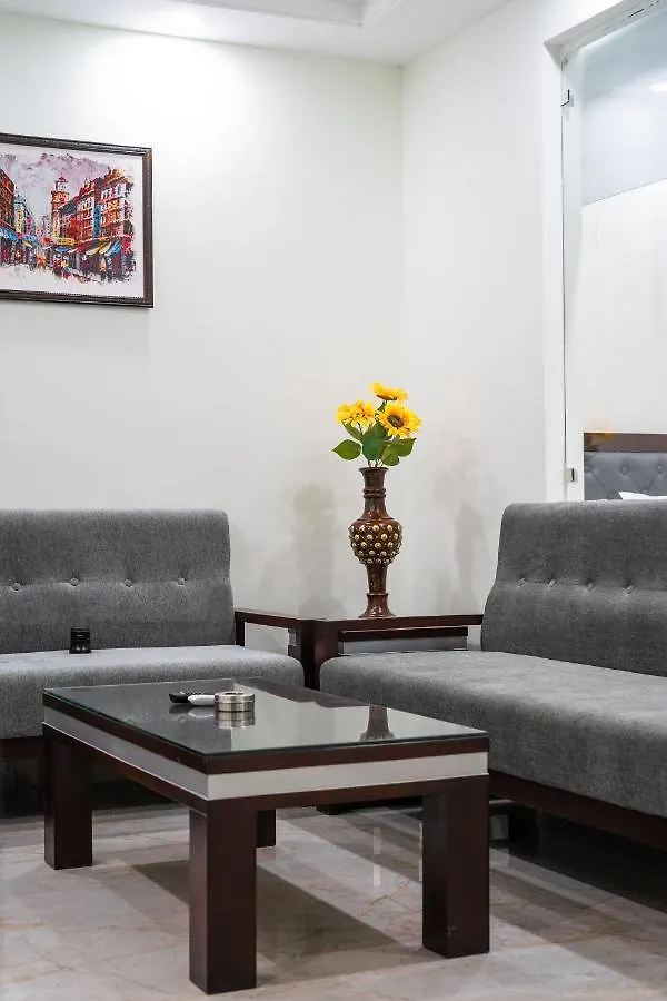 The Lodgers 1 Bhk Serviced Apartment Golf Course Road Gurgaon 0*,
