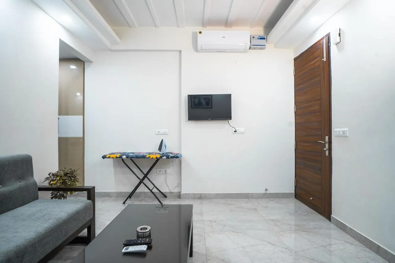 The Lodgers 1 Bhk Serviced Apartment Golf Course Road Gurgaon