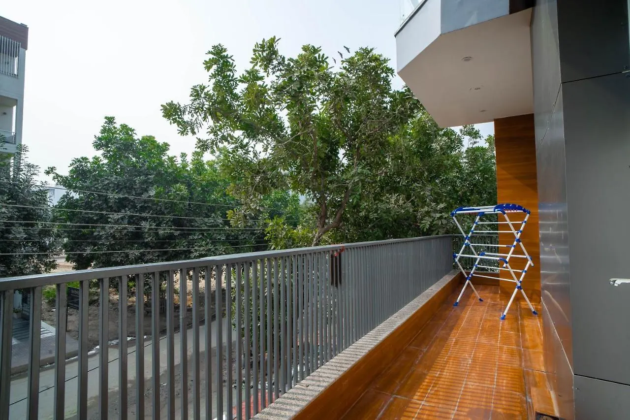 The Lodgers 1 Bhk Serviced Apartment Golf Course Road Gurgaon