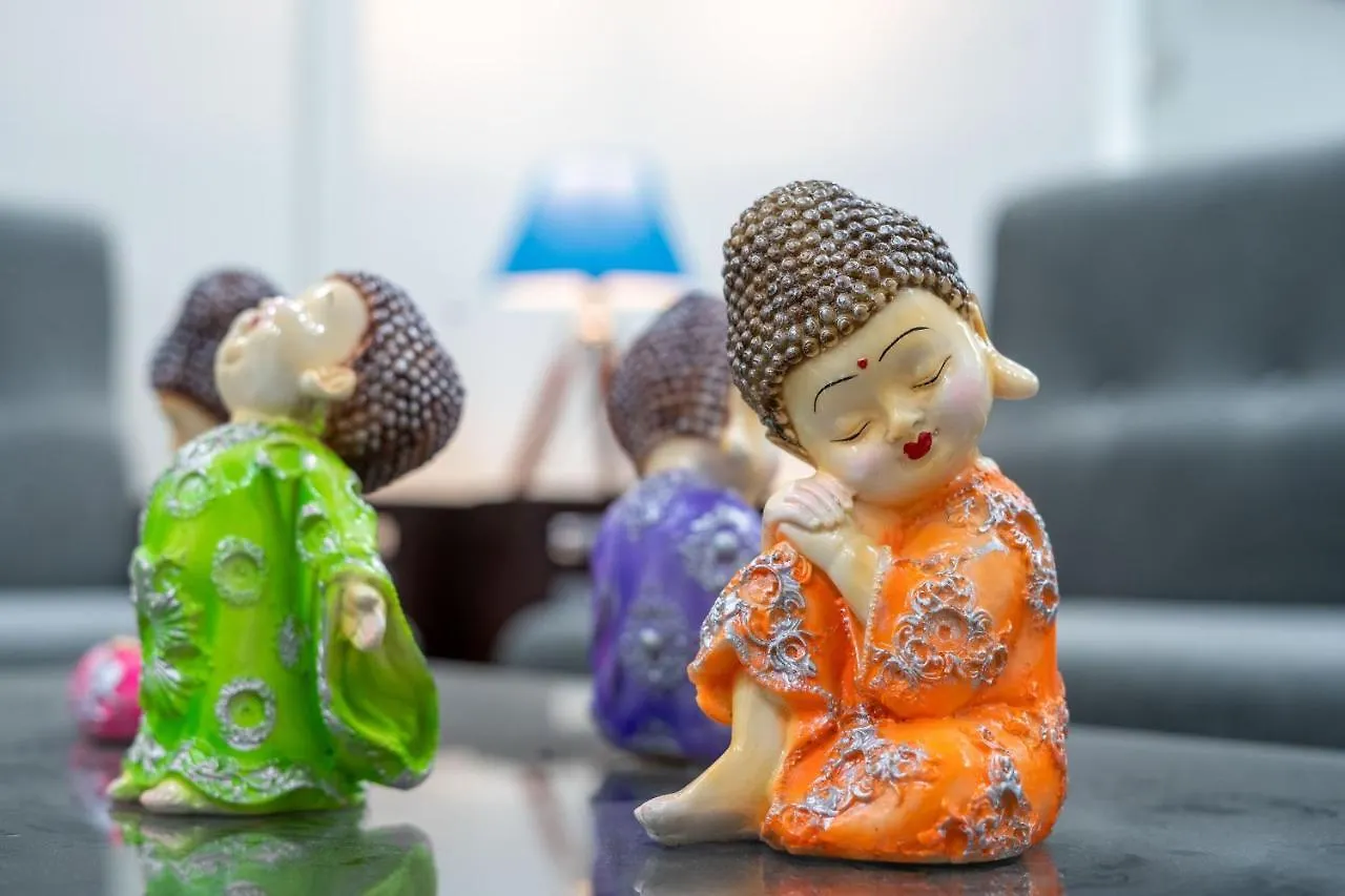 The Lodgers 1 Bhk Serviced Apartment Golf Course Road Gurgaon India