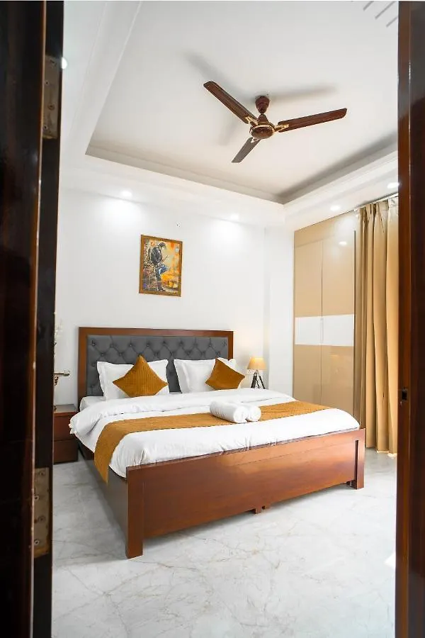 The Lodgers 1 Bhk Serviced Apartment Golf Course Road Gurgaon
