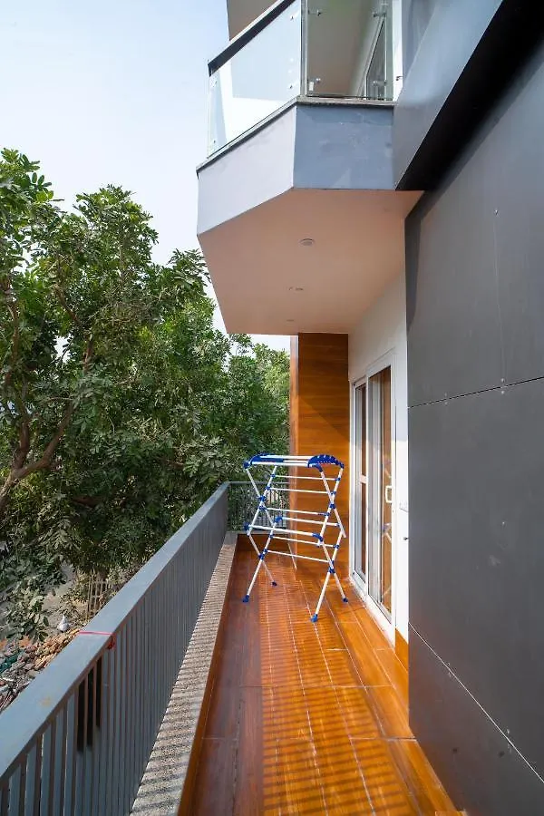 The Lodgers 1 Bhk Serviced Apartment Golf Course Road Gurgaon